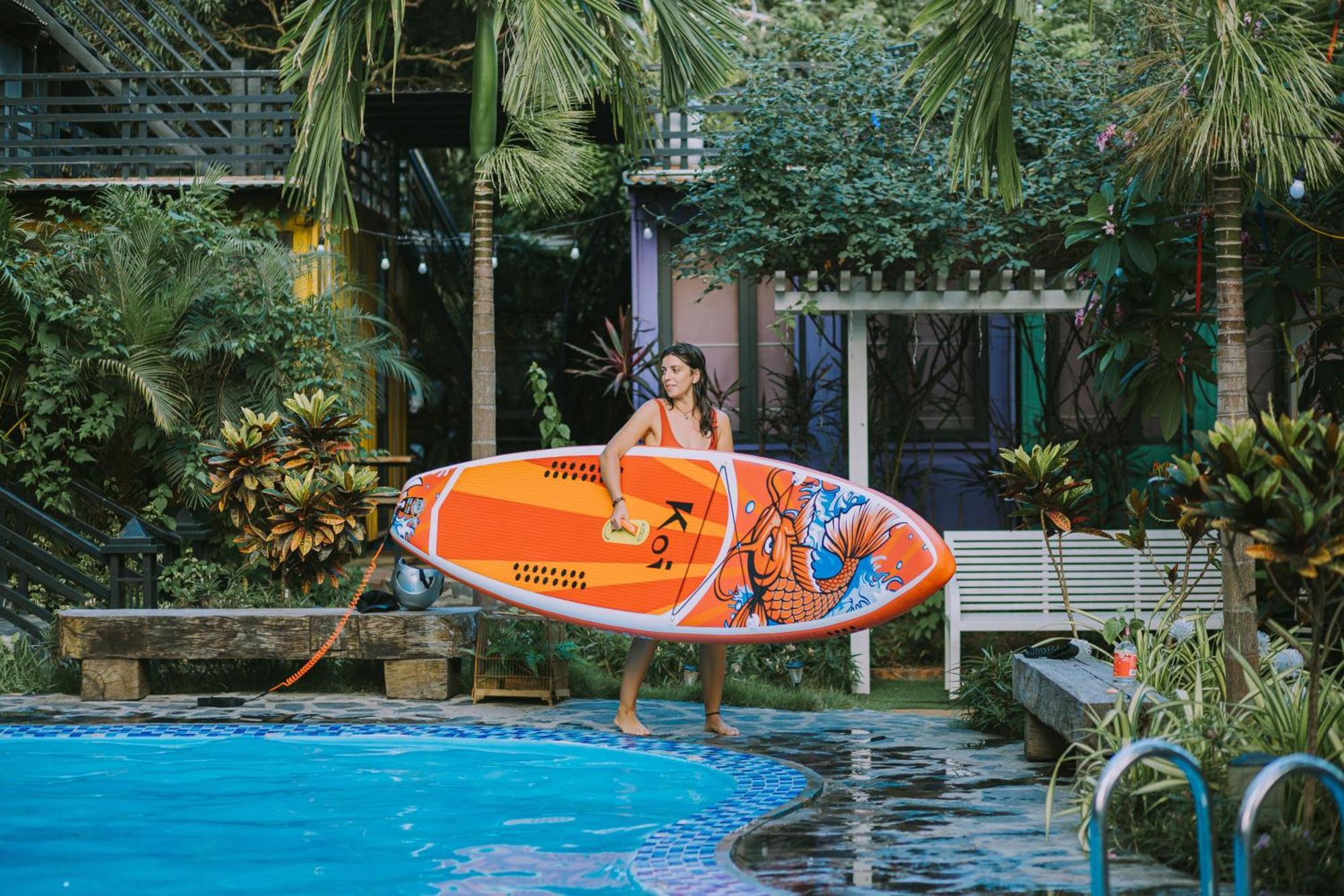 Republic Hostel Cat Ba Xuan Dam ภายนอก รูปภาพ