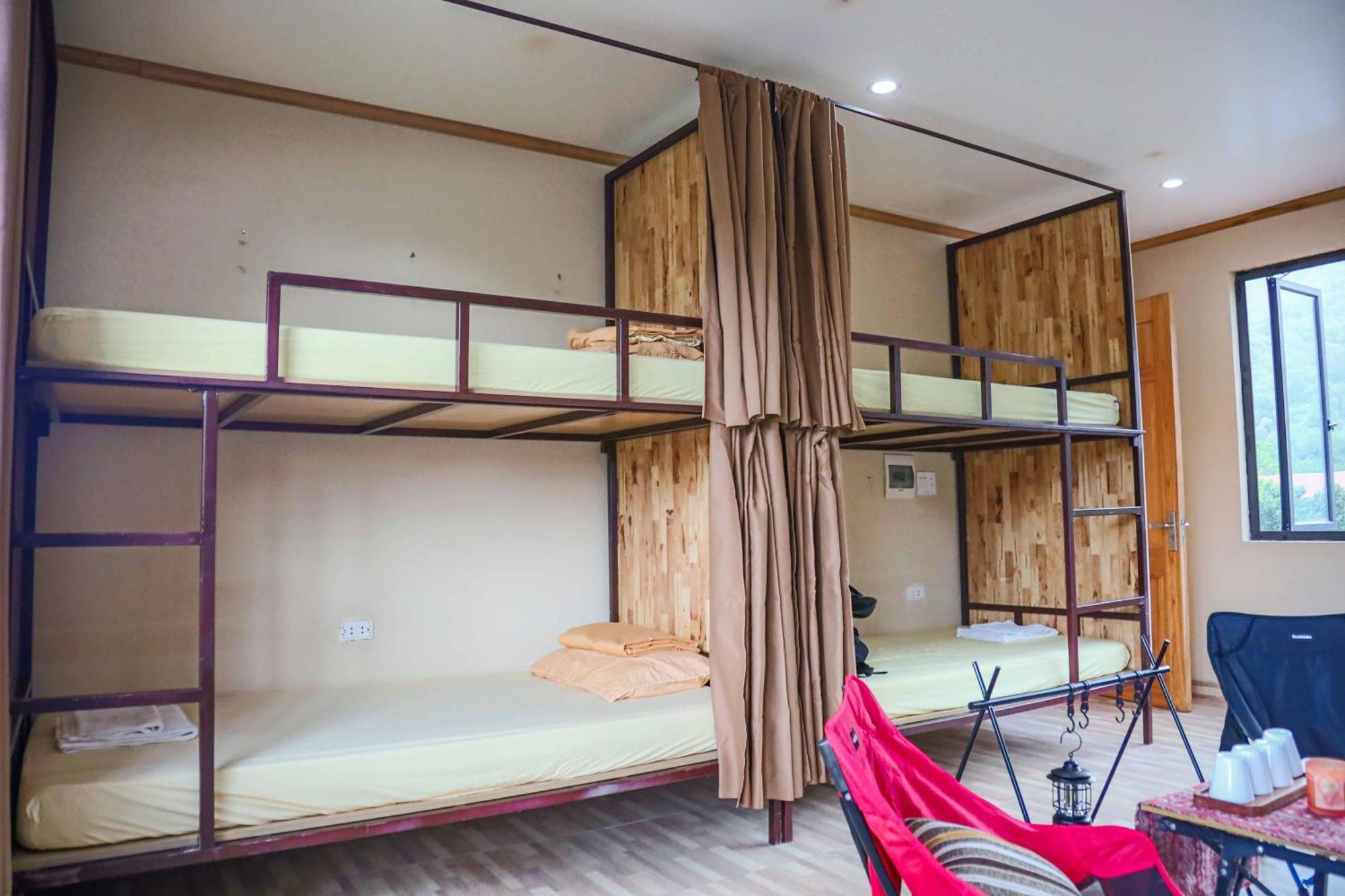 Republic Hostel Cat Ba Xuan Dam ภายนอก รูปภาพ
